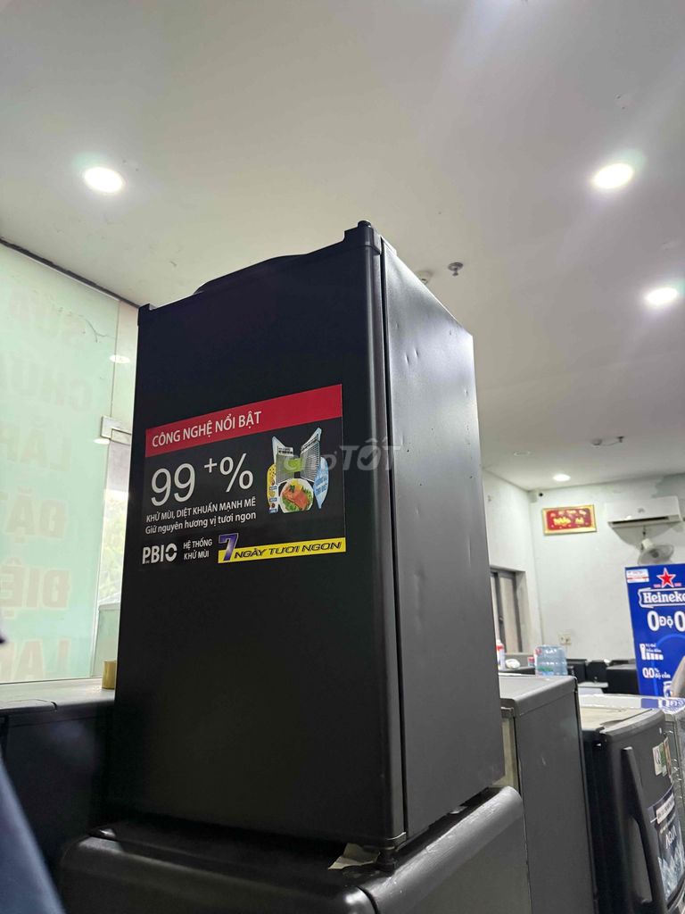 Tủ lạnh Electrolux 90 lít Tiết kiệm điện Đen. Mua bán Tủ lạnh tại Quận 7 Tp Hồ Chí Minh được đăng bởi Điện Lạnh Giá Tốt hình 1