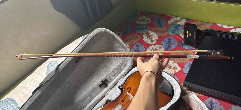 Đàn Violin Nâu Mới 99%. Mua bán Nhạc cụ tại Thành phố Dĩ An Bình Dương được đăng bởi lâm hình 1