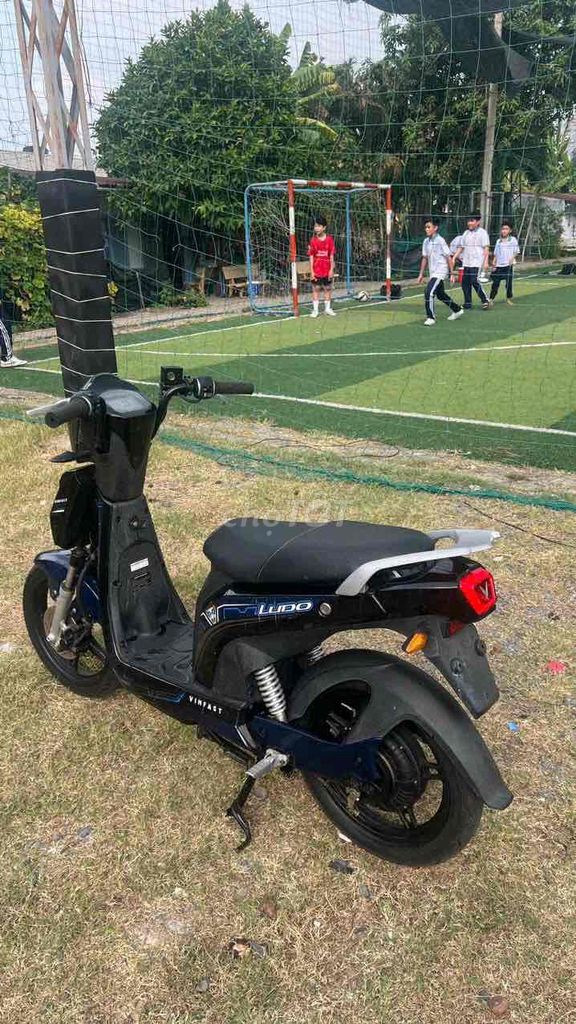 Xe điện Ludo Vinfats thanh lý 7,9 triệu Bh 1 năm. Mua bán Xe điện tại Huyện Hóc Môn Tp Hồ Chí Minh được đăng bởi Nguyễn hữu lợi hình 4