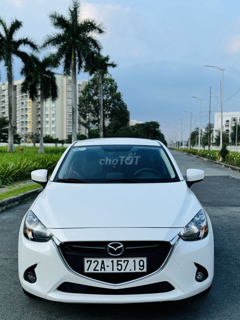 Mazda 2 2015  1.5 AT Sedan - 84000 km