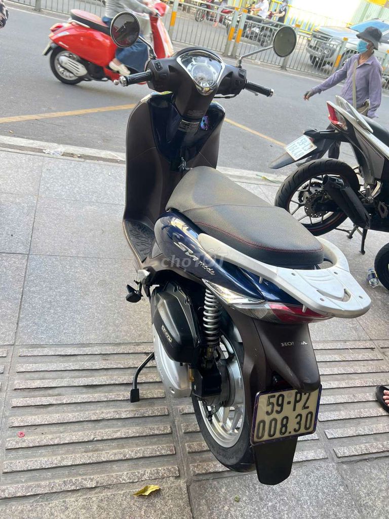 Honda SH mode 2015 mới 90% Bstp chính chủ. Mua bán Xe máy tại Quận Tân Phú Tp Hồ Chí Minh được đăng bởi Tuanduy hình 3