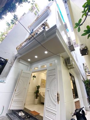 BÁN NHAD TRUNG TÂM ĐỐNG ĐA- 4 TẦNG- 4 NGỦ - NHÀ ĐẸP Ở LUÔN. Mua bán nhà ở tại Quận Đống Đa Hà Nội được đăng bởi Vũ Thị Kim Thanh