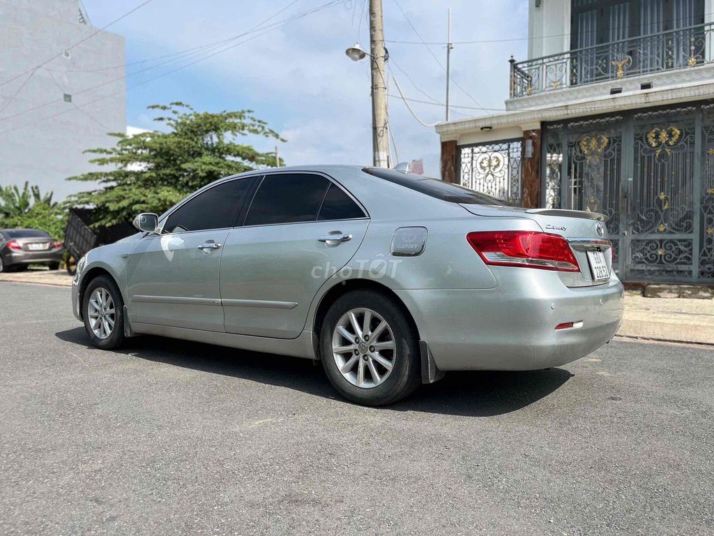 Toyota Camry 2009 - 110000 km. Mua bán Ô tô tại Quận 7 Tp Hồ Chí Minh được đăng bởi Xe Cũ Hiếu CT hình 3