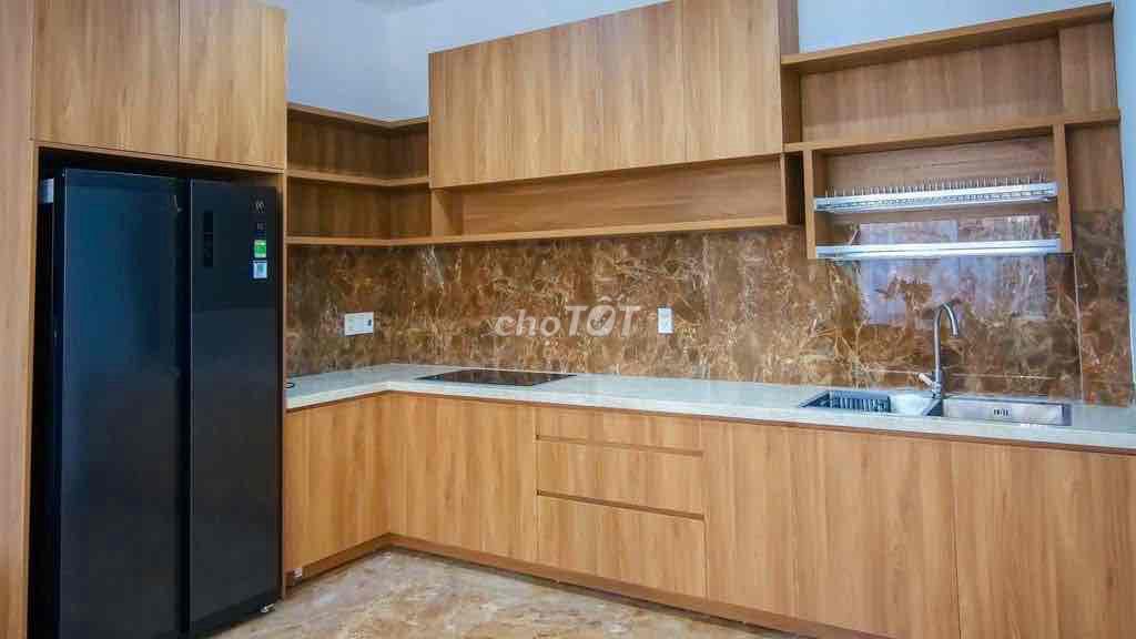 Элитная роскошная вилла в центре Чан Нао, Район 2