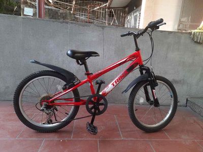 Xe đạp thể thao Trinx Đỏ. Mua bán Xe đạp tại Huyện Thanh Trì Hà Nội được đăng bởi Nguyễn oánh