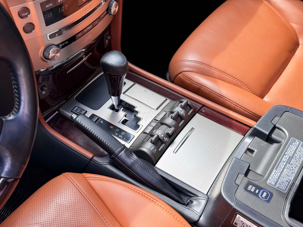 Lexus Lx570 2015 photo 4
