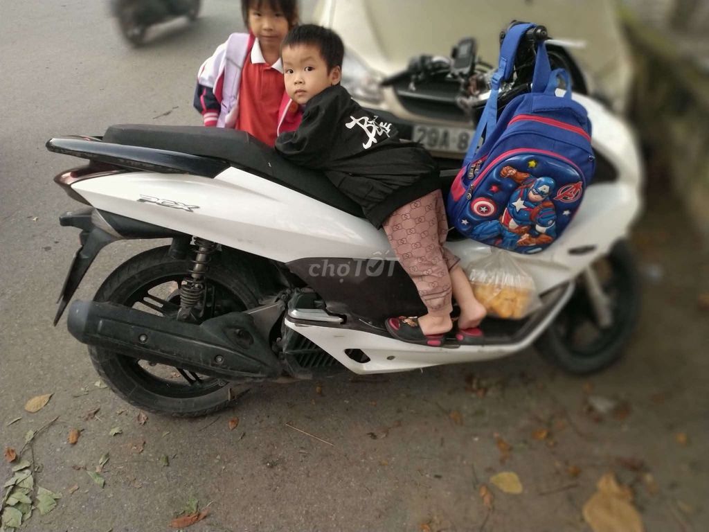 E cần bán để lên đời cao hơn. Mua bán Xe máy tại Huyện Thanh Trì Hà Nội được đăng bởi THao BỆu hình 2