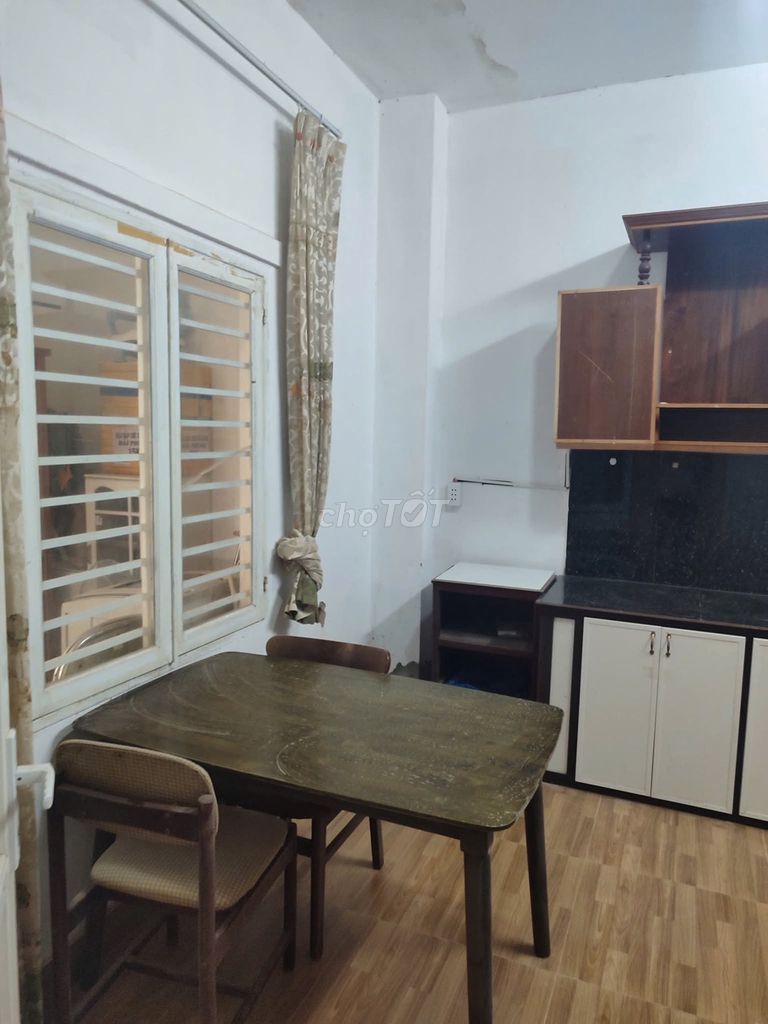 Furnished serviced apartment near Hoà Quý market — photo 2