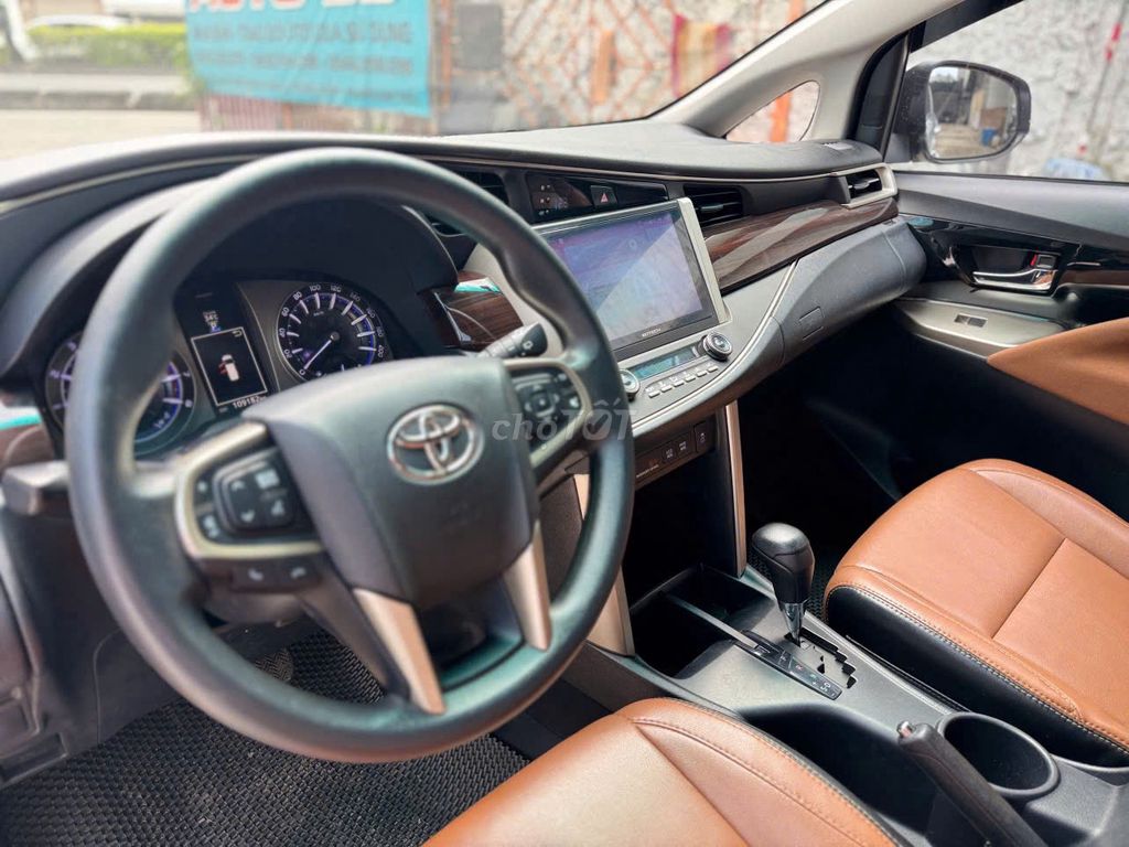 Toyota Innova 2.0G đời xe: 2019 Số tự động 8 chỗ. Mua bán Ô tô tại Huyện Hóc Môn Tp Hồ Chí Minh được đăng bởi Mr Nhựt chuyên xe hơi lướt chuẩn Toyota Sure hình 10
