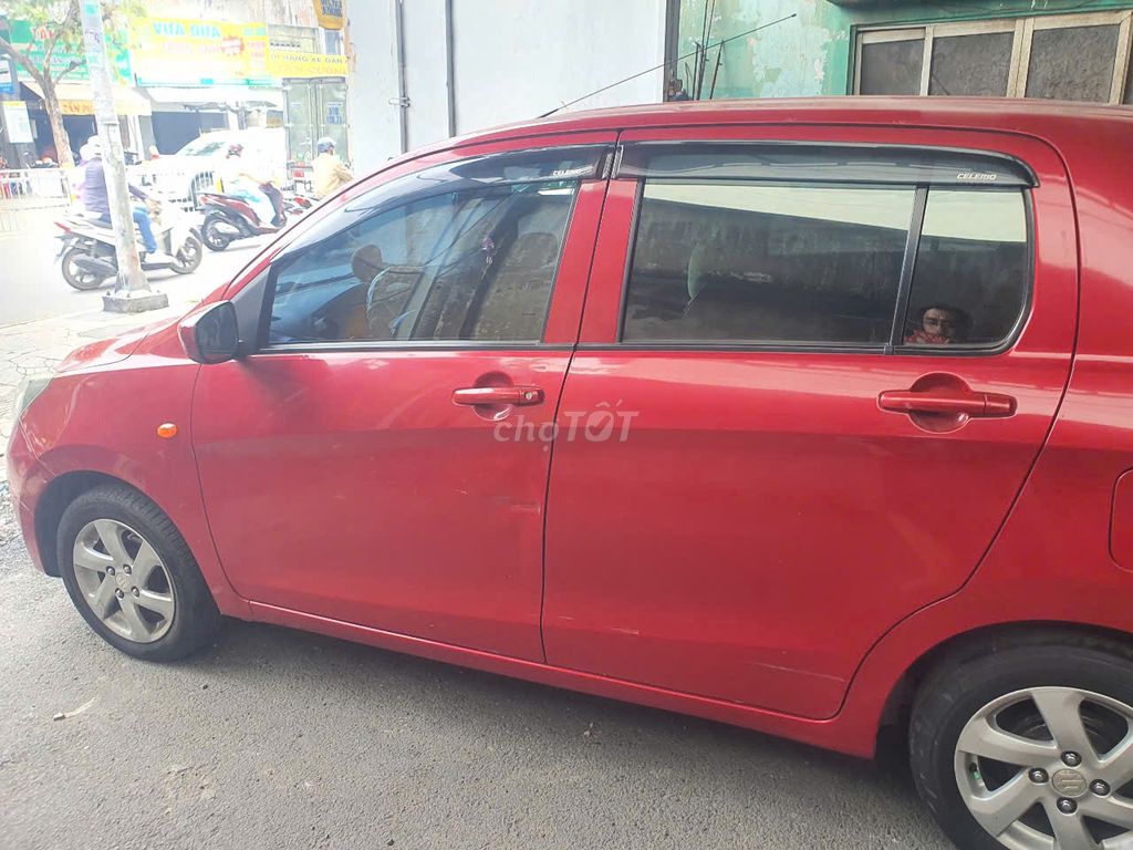 Suzuki Celerio 2019 1.0 CVT - 120000 km