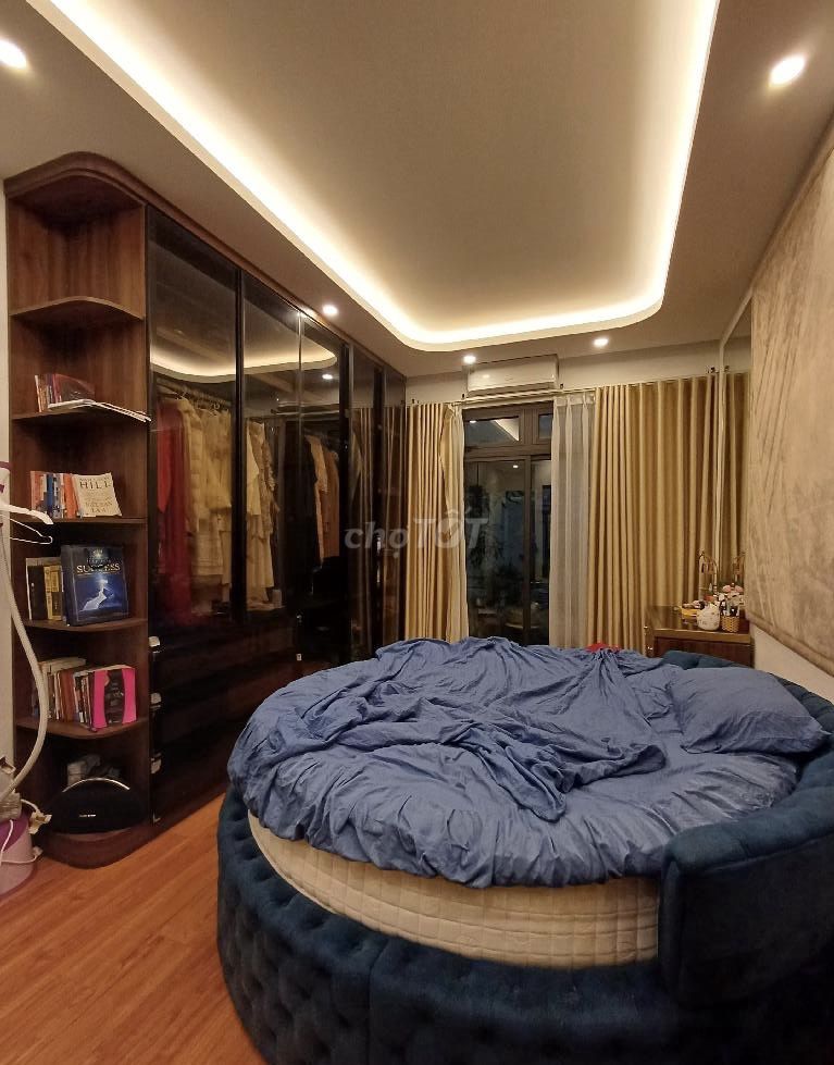 NHÀ ĐẸP THANH XUÂN, 60m2, 4.5 TẦNG, Giá 10.5 tỷ.