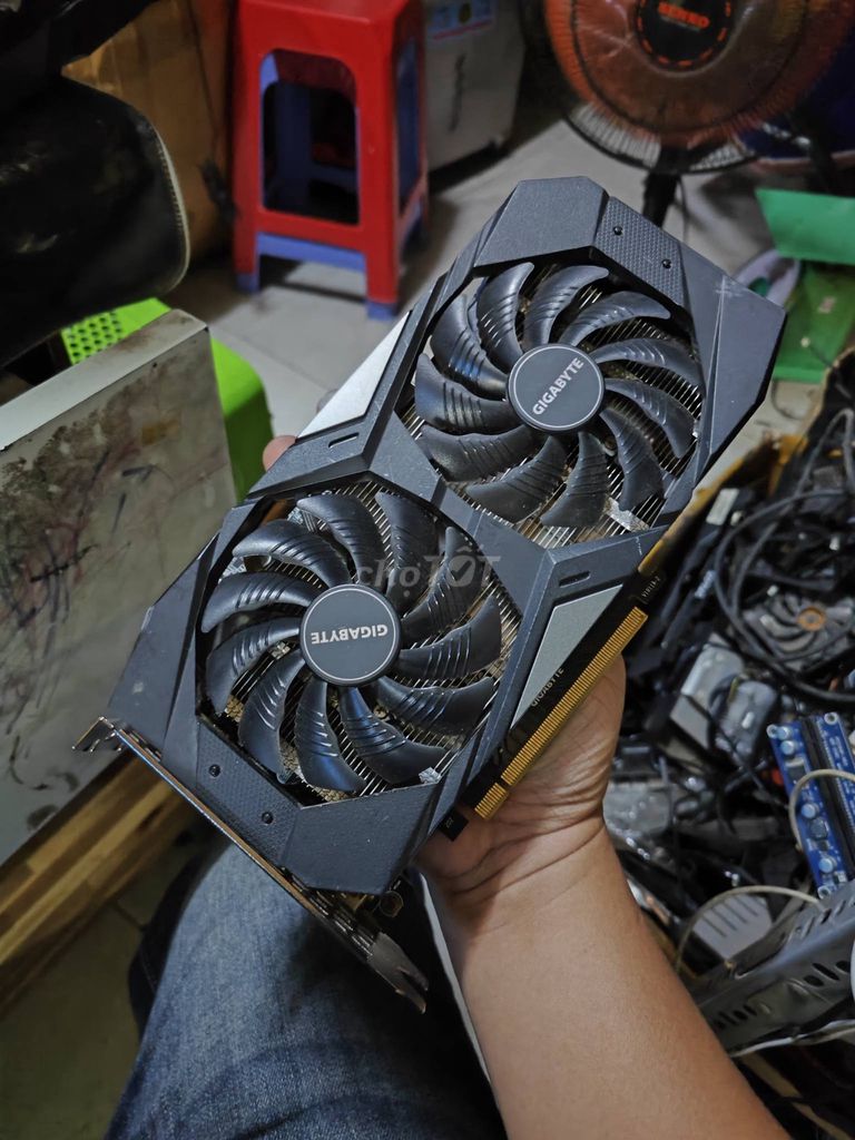 Card màn hình Gigabyte GTX 1660 6GB 2 QUẠT. Mua bán Linh kiện (RAM, Card...) tại Quận Thanh Khê Đà Nẵng được đăng bởi LINH KIỆN PC CARD ĐỒ HOẠ hình 1