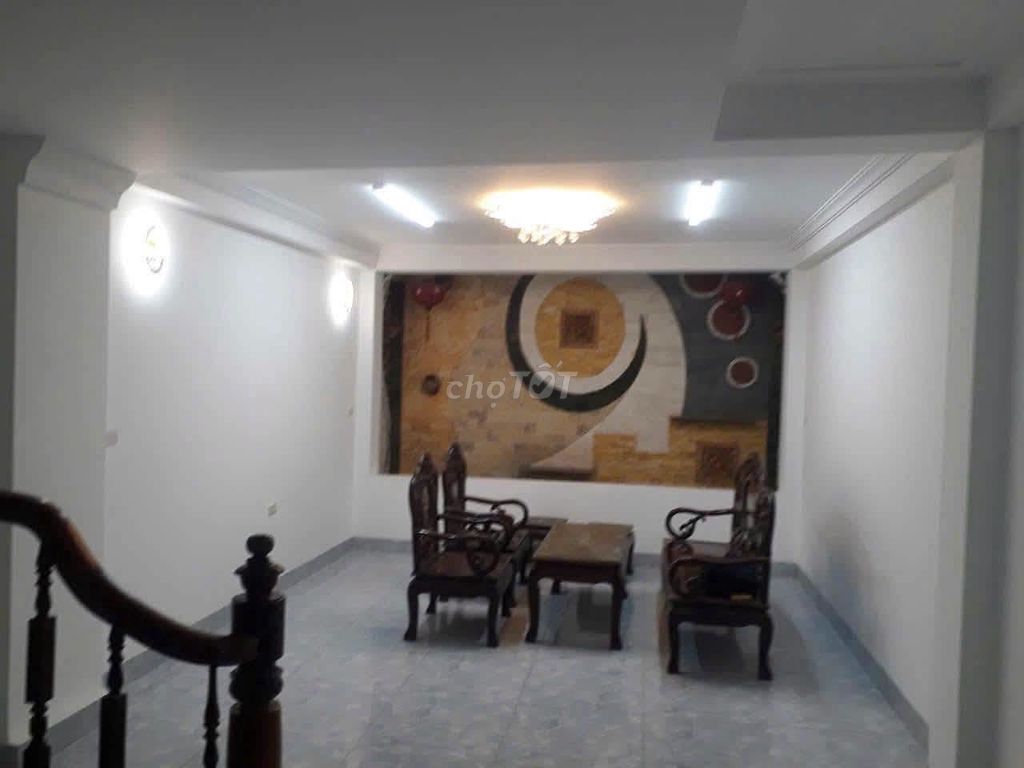 Таунхаус Киен Хунг, 4 этажа, 50 кв.м