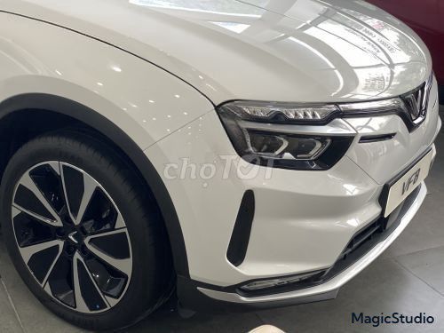 VinFast VF8 Plus 2026 Белый