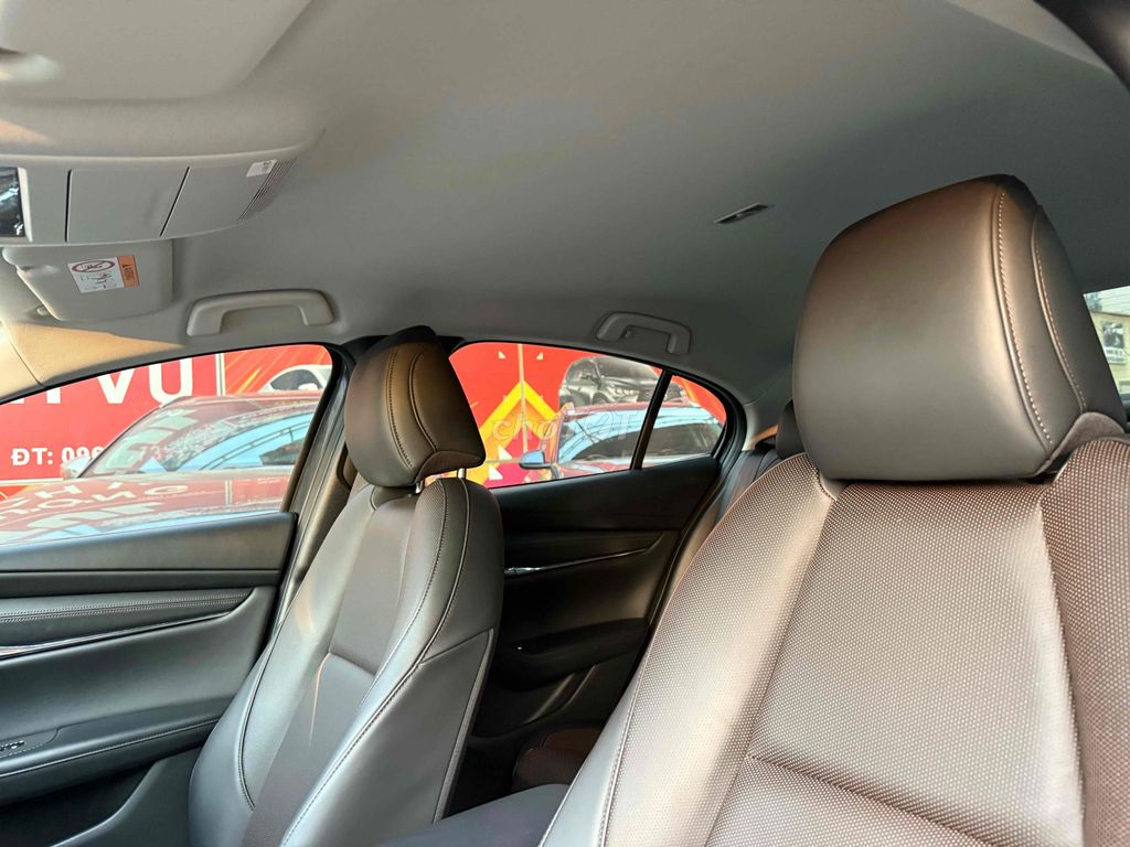Mazda 3 2024 1.5L Luxury - 19000 km siêu lướt. Mua bán Ô tô tại Thành phố Thủ Đức Tp Hồ Chí Minh được đăng bởi FASTCARS THÁI Ô TÔ CŨ  hình 19
