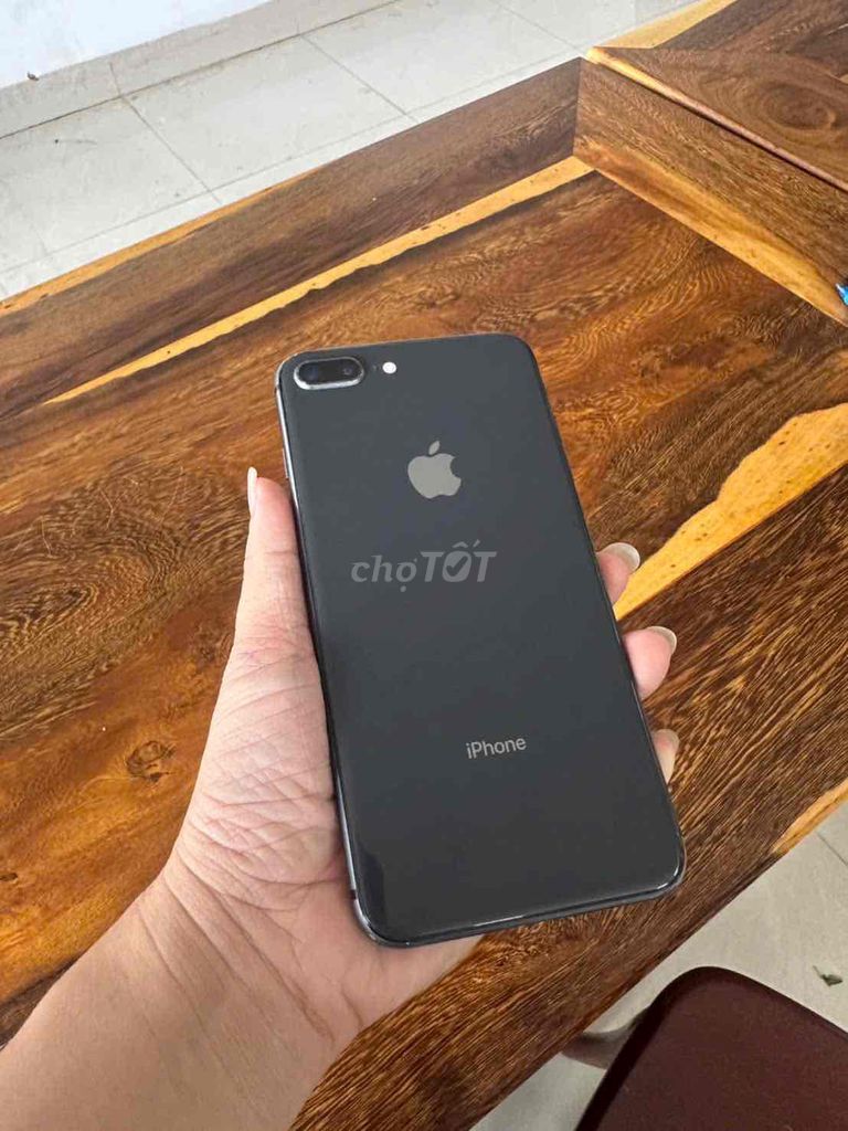 Apple iPhone 8 Plus 64GB Đen. Mua bán Điện thoại tại Thành phố Buôn Ma Thuột Đắk Lắk được đăng bởi cầm đồ nguyễn phương hình 1