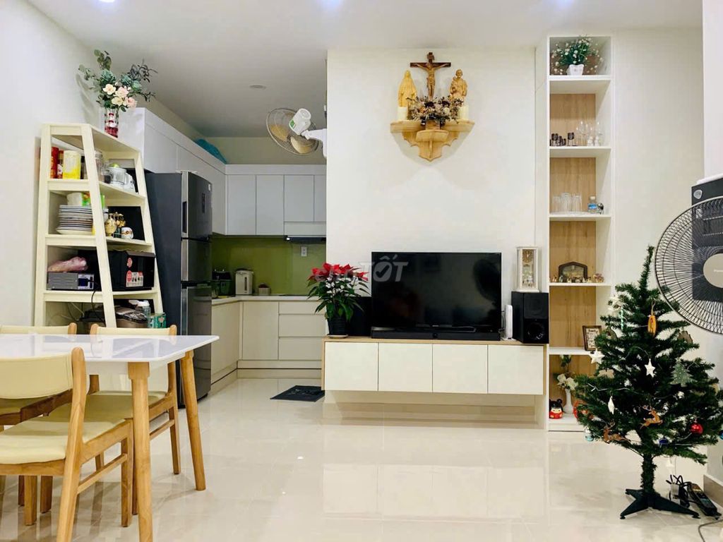 Cần tiền bán gấp căn 2pn 2wc Full nội thất chung cư Dream Home Palace