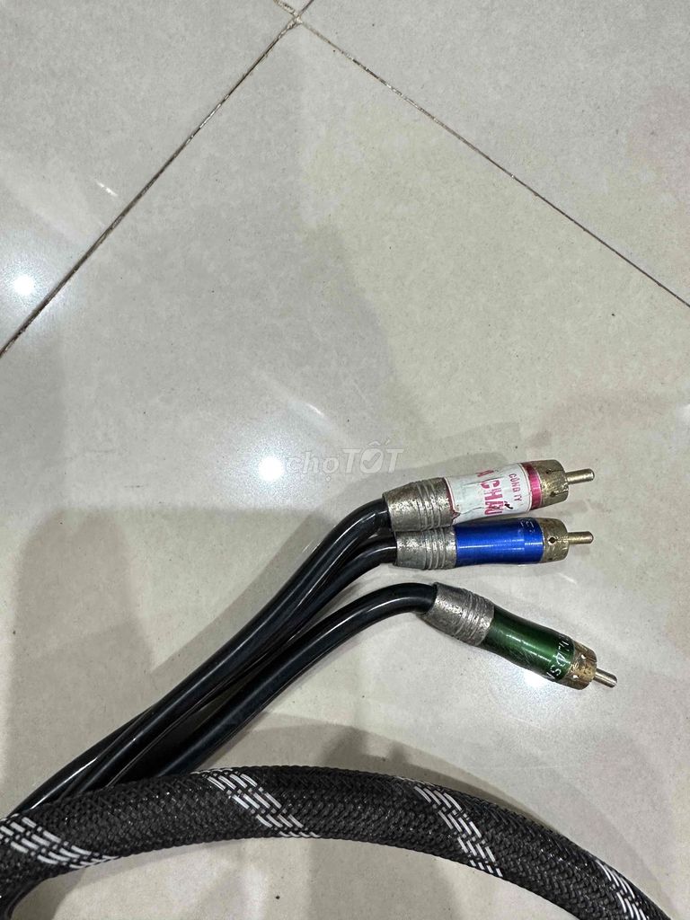 Dây AV Đen xịn thanh lý. Mua bán Phụ kiện (Màn hình, Chuột...) tại Quận Bắc Từ Liêm Hà Nội được đăng bởi Lê hình 1