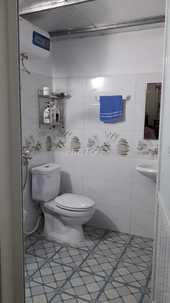 Nhà 42m2 ngõ 173 nguyễn hoàng tôn, tây hồ