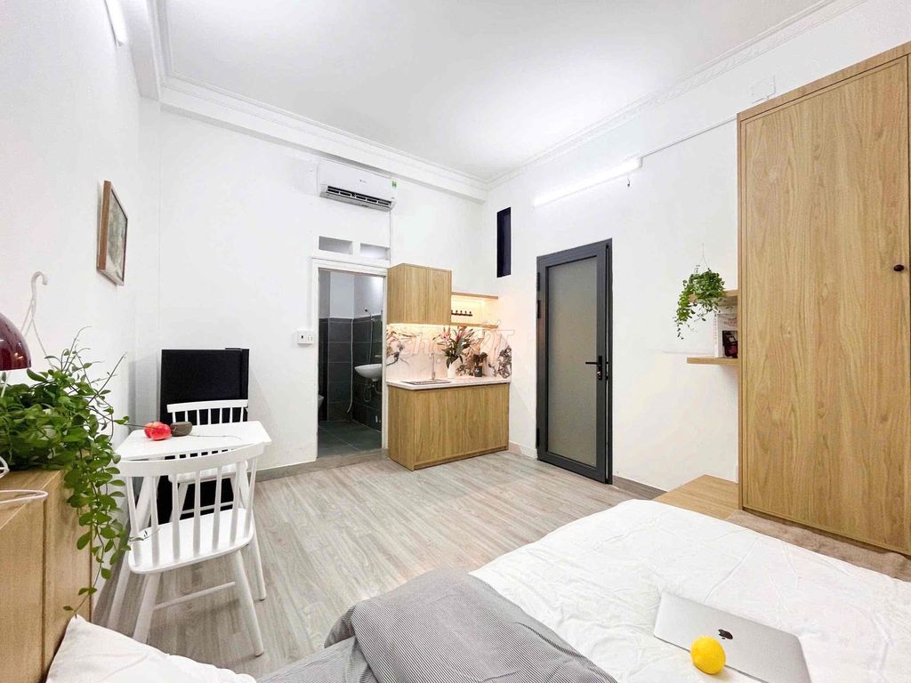 Аренда · 1 комн. · 25 м² · Quận 3, ул. Đường Cách Mạng Tháng 8