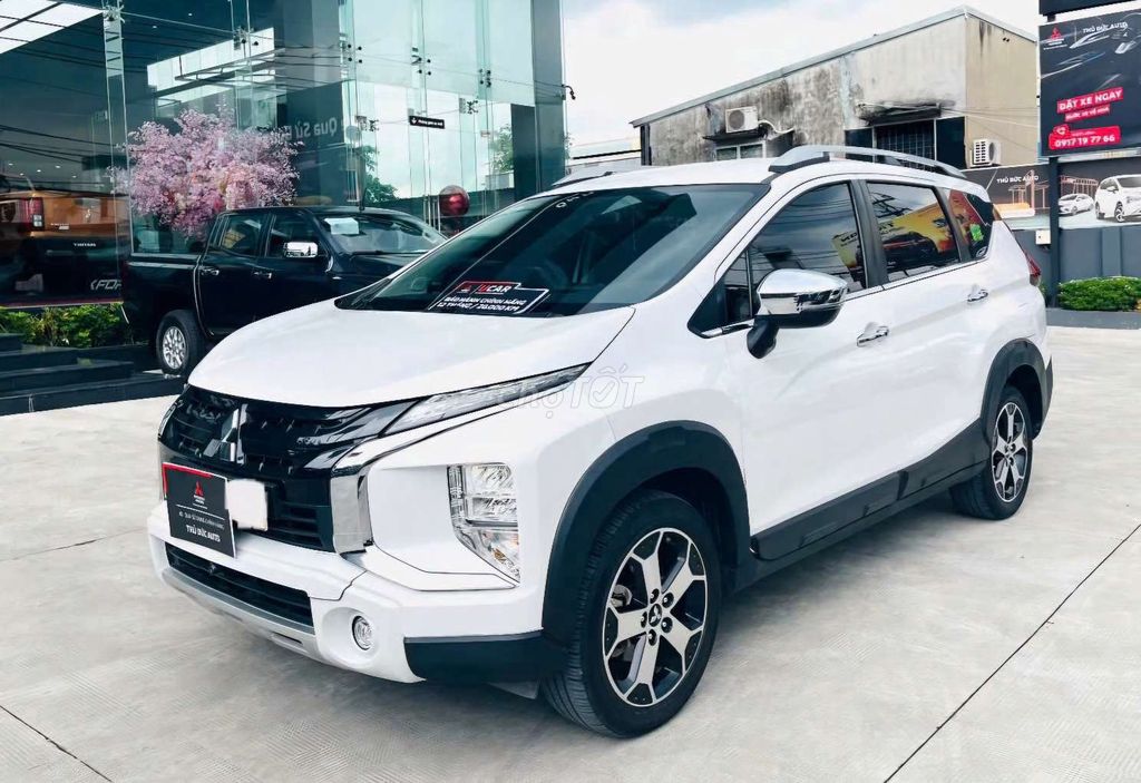 Mitsubishi Xpander Cross 2022 Trắng - Odo 31.511Km