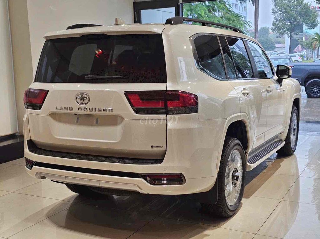Toyota Land Cruiser Hybrid✅Xe Giao Ngay✅
