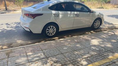 Hyundai Accent 2018 1.4 MT, màu trắng, giá rẻ