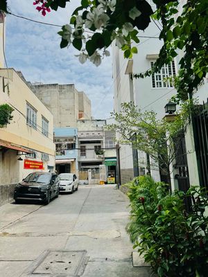 Rent · 3 bd · 45 м² · Quận Tân Bình, ул. Đường Tân Hải