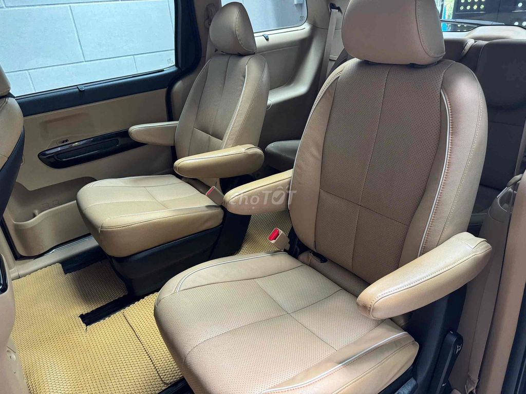 Sedona sản xuất 2017 bản full,máy dầu số tự động. Mua bán Ô tô tại Quận 5 Tp Hồ Chí Minh được đăng bởi Cương hình 8