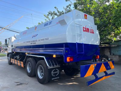 Xe Tải Hino 3 Chân Bồn Chở Xăng Dầu 20 Khối. Mua bán Xe tải, xe ben tại Thành phố Thuận An Bình Dương được đăng bởi Ngọc Minh