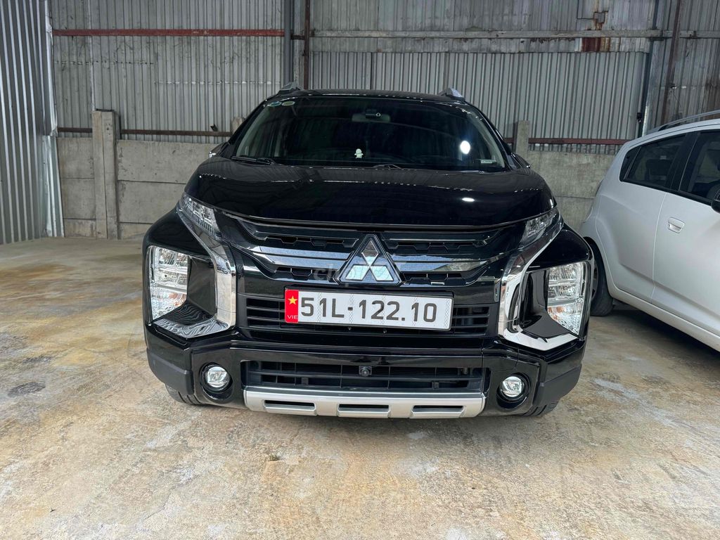 Mitsubishi Xpander Cross 2022 - 23700 km