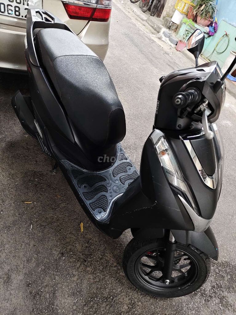 Xe lead bản sơn đen nhám, đăng ký cuối 2022. Mua bán Xe máy tại Huyện Gia Lâm Hà Nội được đăng bởi vanhuan nguyen hình 2