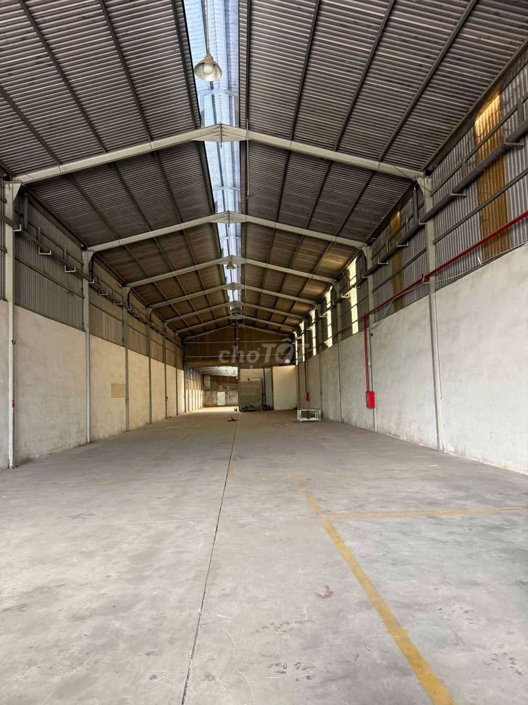 cho thuê xưởng 1000m2 giá thuê 50 triệu/tháng