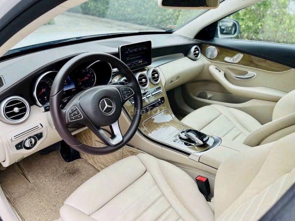 🔺MERCEDES C250 EXCLUSIVE MODEL 2017 MỘT CHỦ. Mua bán Ô tô tại Quận 7 Tp Hồ Chí Minh được đăng bởi Tung hình 7