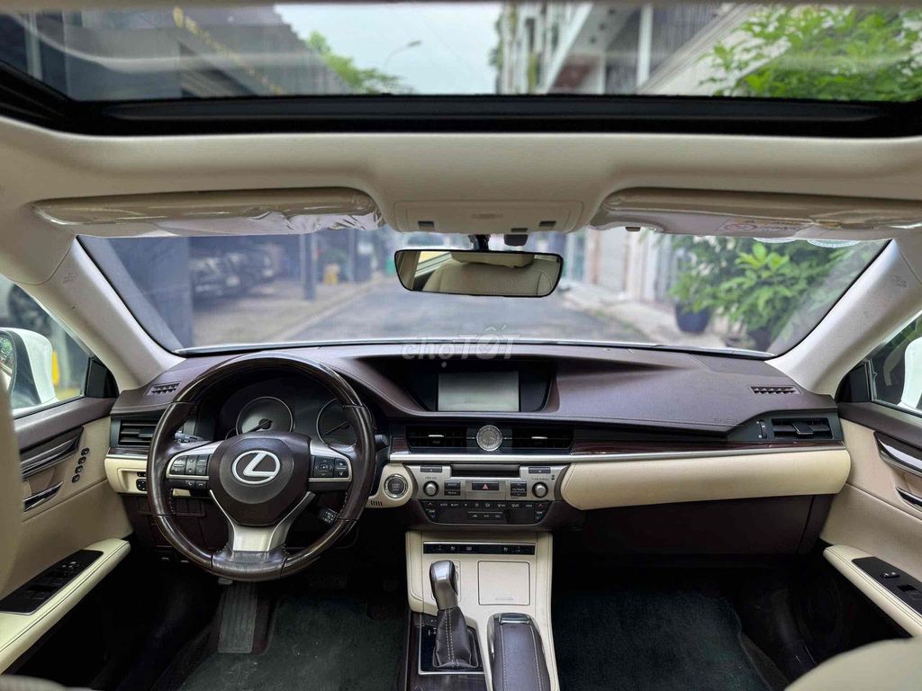 Lexus ES 250 2.5L 2015 60.000km. Mua bán Ô tô tại Quận Gò Vấp Tp Hồ Chí Minh được đăng bởi Thức hình 6