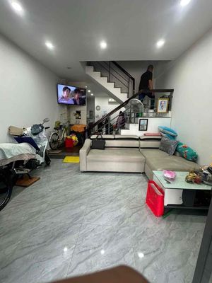 CHUNG CƯ TẨNG TRỆT 2 TẦNG  80M2  PHẠM THẾ HIỂN P7Q8