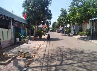 Lô góc 3 mặt tiền trung tâm Hòa Long Tp. Bà Rịa 313m2/6ty tl. Mua bán đất tại Thành phố Bà Rịa Bà Rịa - Vũng Tàu được đăng bởi Văn Quyết