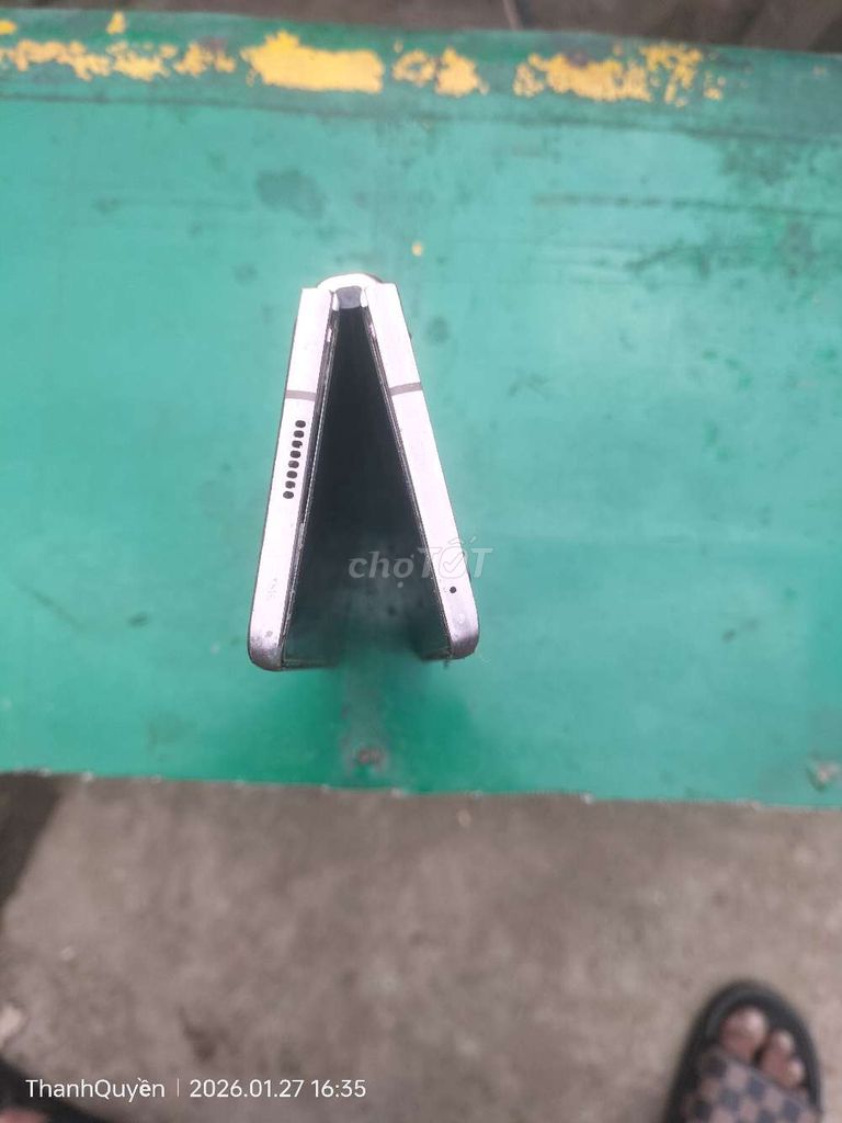 Samsung Galaxy Fold 2 Hư màn hình. Mua bán Điện thoại tại Quận 8 Tp Hồ Chí Minh được đăng bởi Lithanhquyen Lithanhquyen hình 1