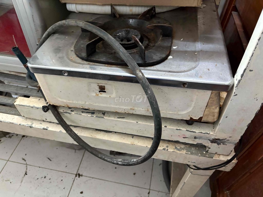 Bếp ga Rinnai Inox Trắng. Mua bán Bếp, lò, đồ điện nhà bếp tại Quận Bình Thuỷ Cần Thơ được đăng bởi Khôi Nguyên hình 1