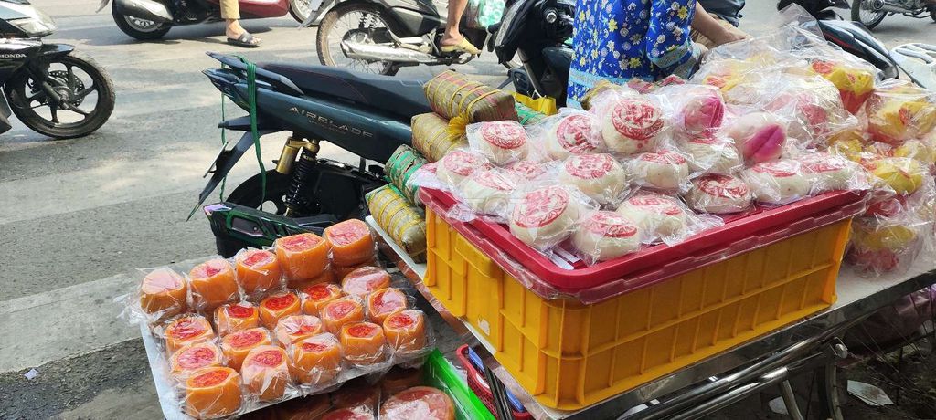 Bánh tổ, bánh tét, bánh bao tết ( ship tận nơi )