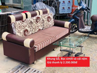 Bộ Sofa 3 Chỗ Cũ Đệm Vải Hoa Sọc Cực Êm. Mua bán Bàn ghế tại Quận 3 Tp Hồ Chí Minh được đăng bởi MsĐông 