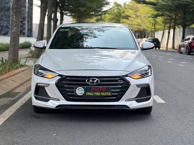 Elantra 1.6L Sport AT 2018, Đi 25.000km, Cực Đẹp. Mua bán Ô tô tại Quận 4 Tp Hồ Chí Minh được đăng bởi Tuấn Ô Tô Cũ Sài Gòn