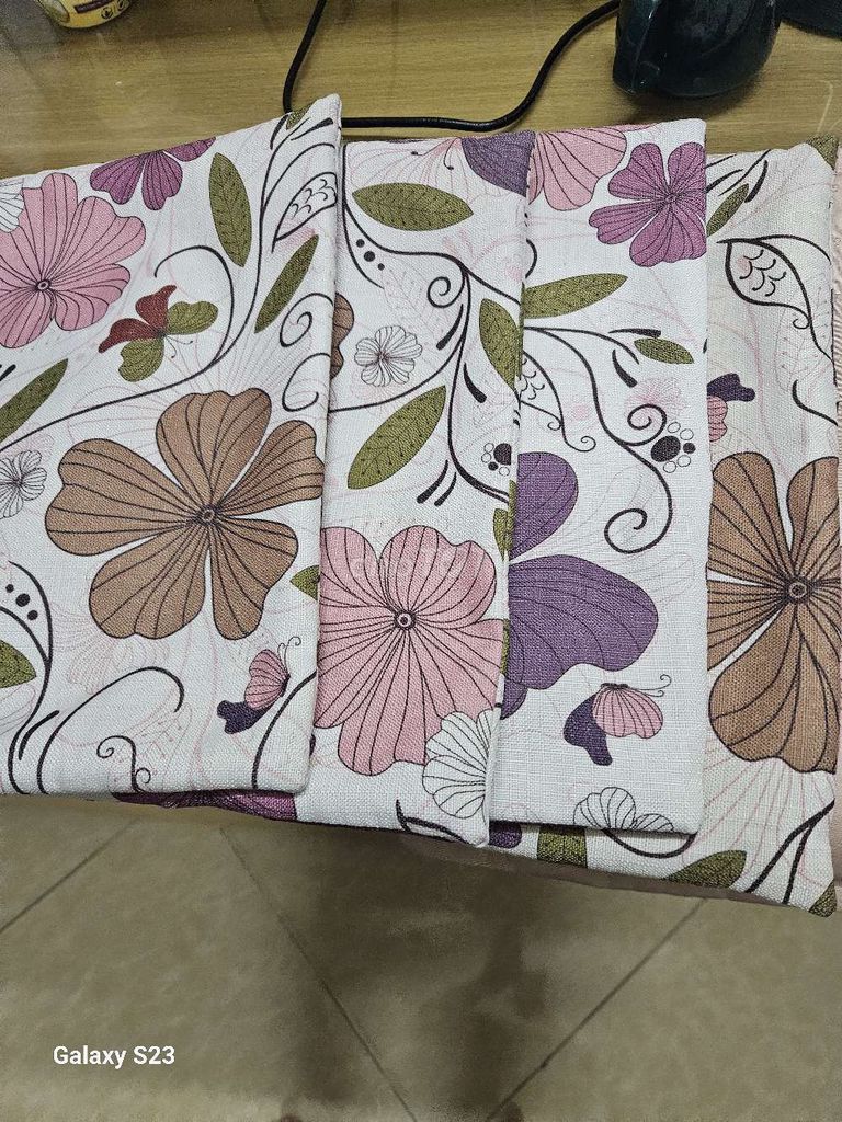 Vỏ gối tựa sofa Vải Hoa 40cm x 40cm. Mua bán Giường, chăn ga gối nệm tại Quận Ba Đình Hà Nội được đăng bởi Phùng Bi hsHueej hình 1