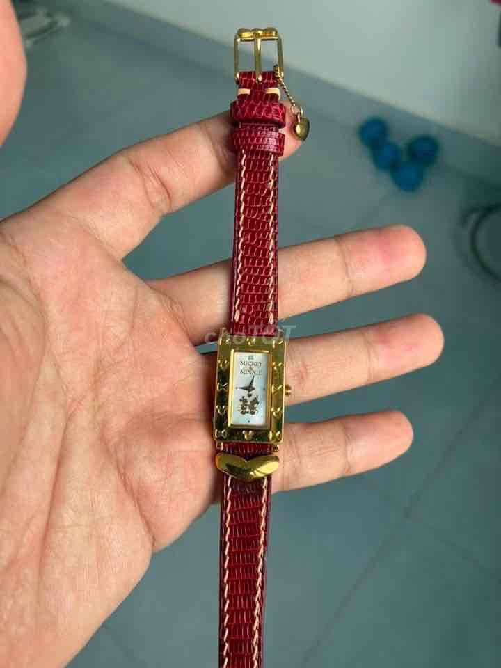 Đồng hồ Alba Disney 21 năm Nữ Đỏ Vàng. Mua bán Đồng hồ tại Thành phố Biên Hòa Đồng Nai được đăng bởi hải hình 1