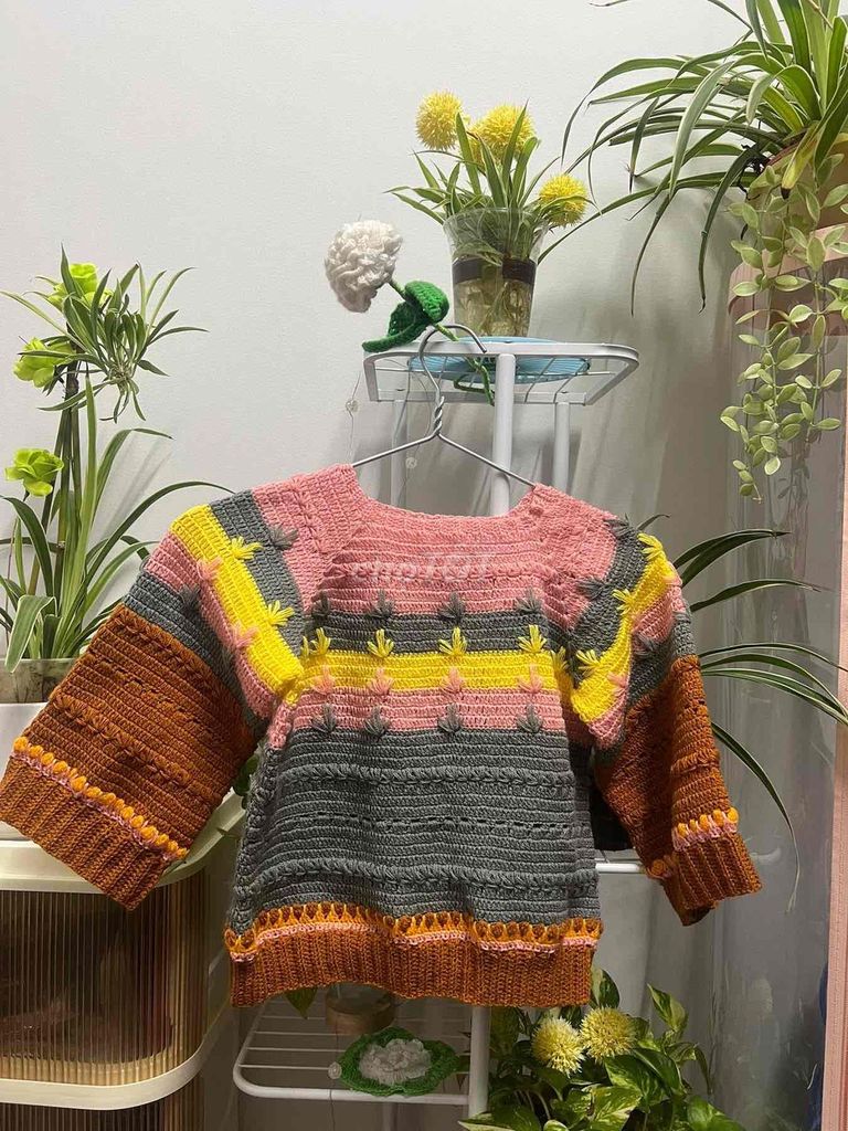 Áo len đa sắc unisex phong cách trẻ trung. Mua bán Quần áo tại Thành phố Long Xuyên An Giang được đăng bởi Nguyễn thị như nguyện hình 1