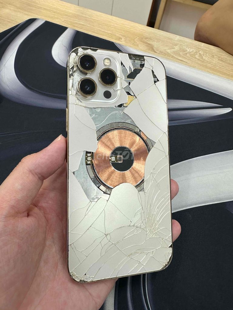 Apple iPhone 12 Pro Max Vàng Hỏng. Mua bán Điện thoại tại Huyện Thống Nhất Đồng Nai được đăng bởi quỳnh chi hình 1