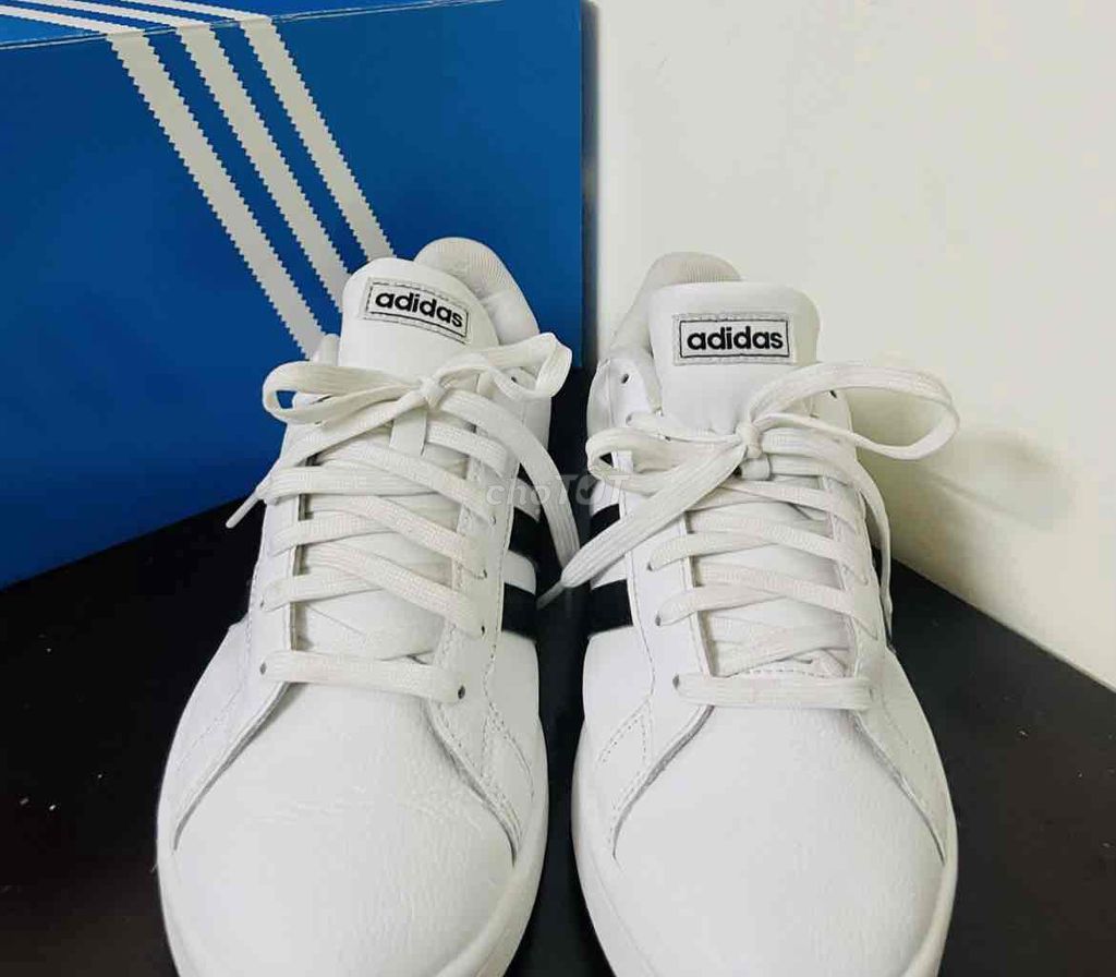 Giày Thể Thao Adidas Grand Court Size 42 Real. Mua bán Giày dép tại Quận 8 Tp Hồ Chí Minh được đăng bởi Chí Cừơng hình 1