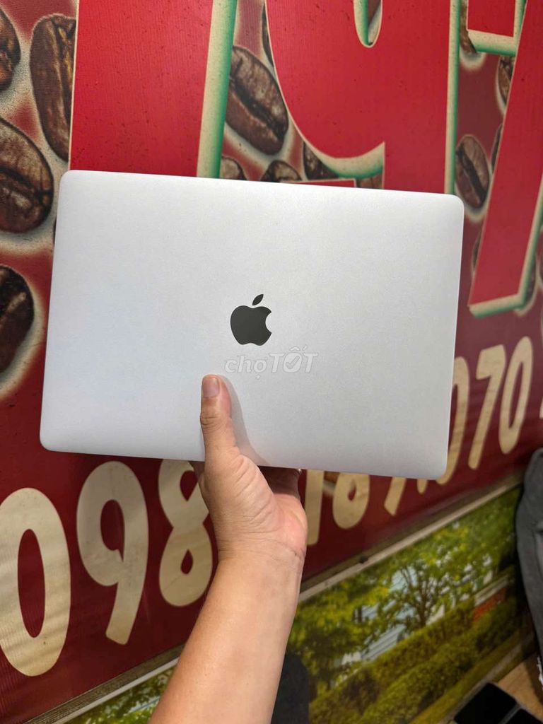 Apple MacBook Pro M1 8GB/256GB Bạc. Mua bán Laptop tại Quận Bình Thạnh Tp Hồ Chí Minh được đăng bởi Hoàng Giang hình 1