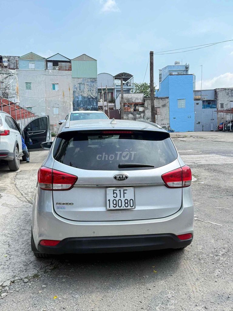 Kia Rondo Bạc 7 Chỗ chỉ 3xxtr xe bền rẻ đẹp. Mua bán Ô tô tại Quận 8 Tp Hồ Chí Minh được đăng bởi nguyễn thúc khoa hình 7