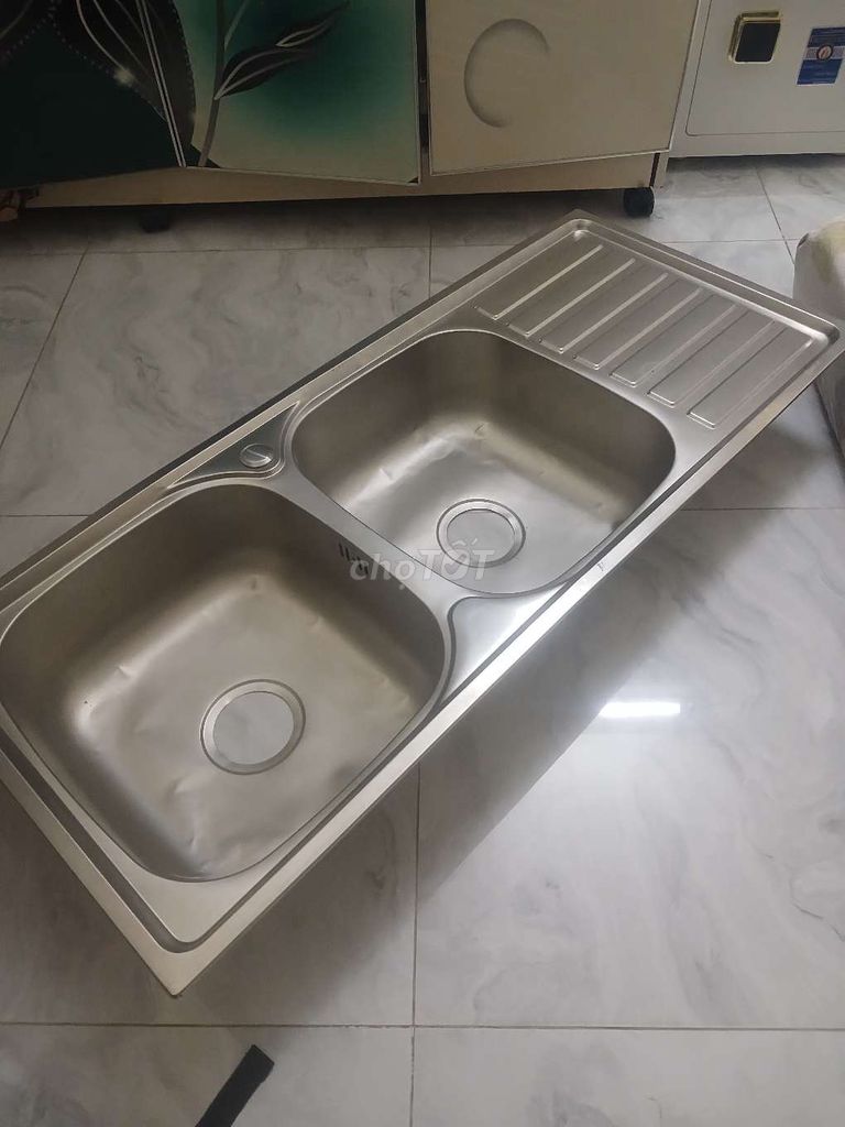 Bồn rửa chén Inox 2 hộc 1 cánh Mới. Mua bán Thiết bị vệ sinh, nhà tắm tại Quận 3 Tp Hồ Chí Minh được đăng bởi Hân Nguyên hình 1